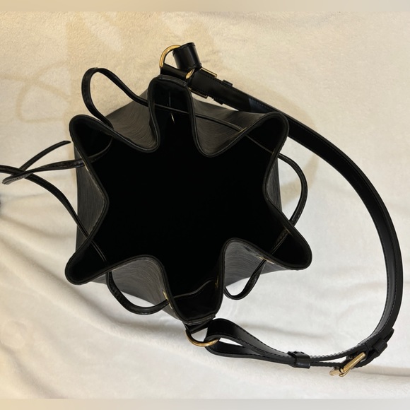 Authentic Louis Vuitton Epi Petit Noe in Black - Picture 8 of 15